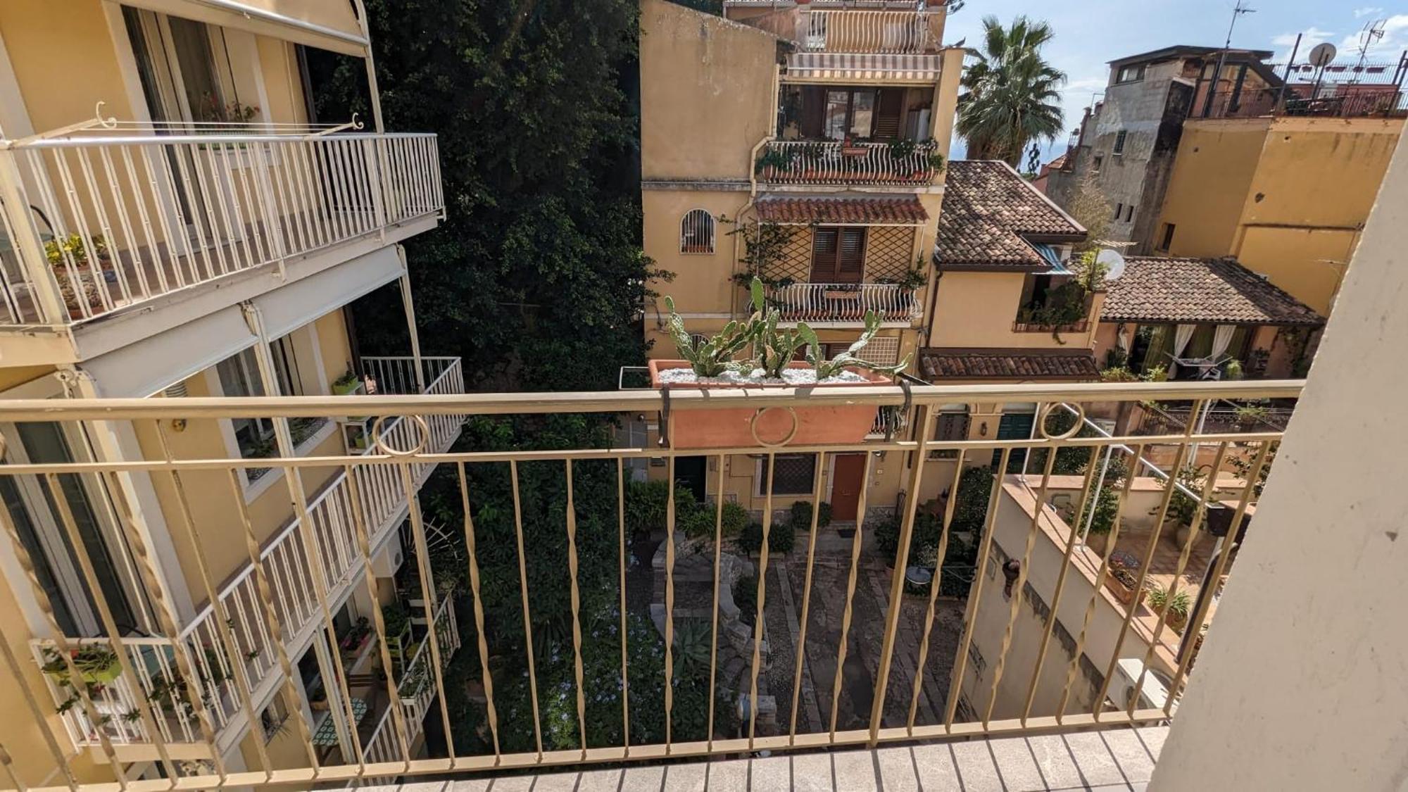 Opuntia Charming Rooms Taormina Esterno foto