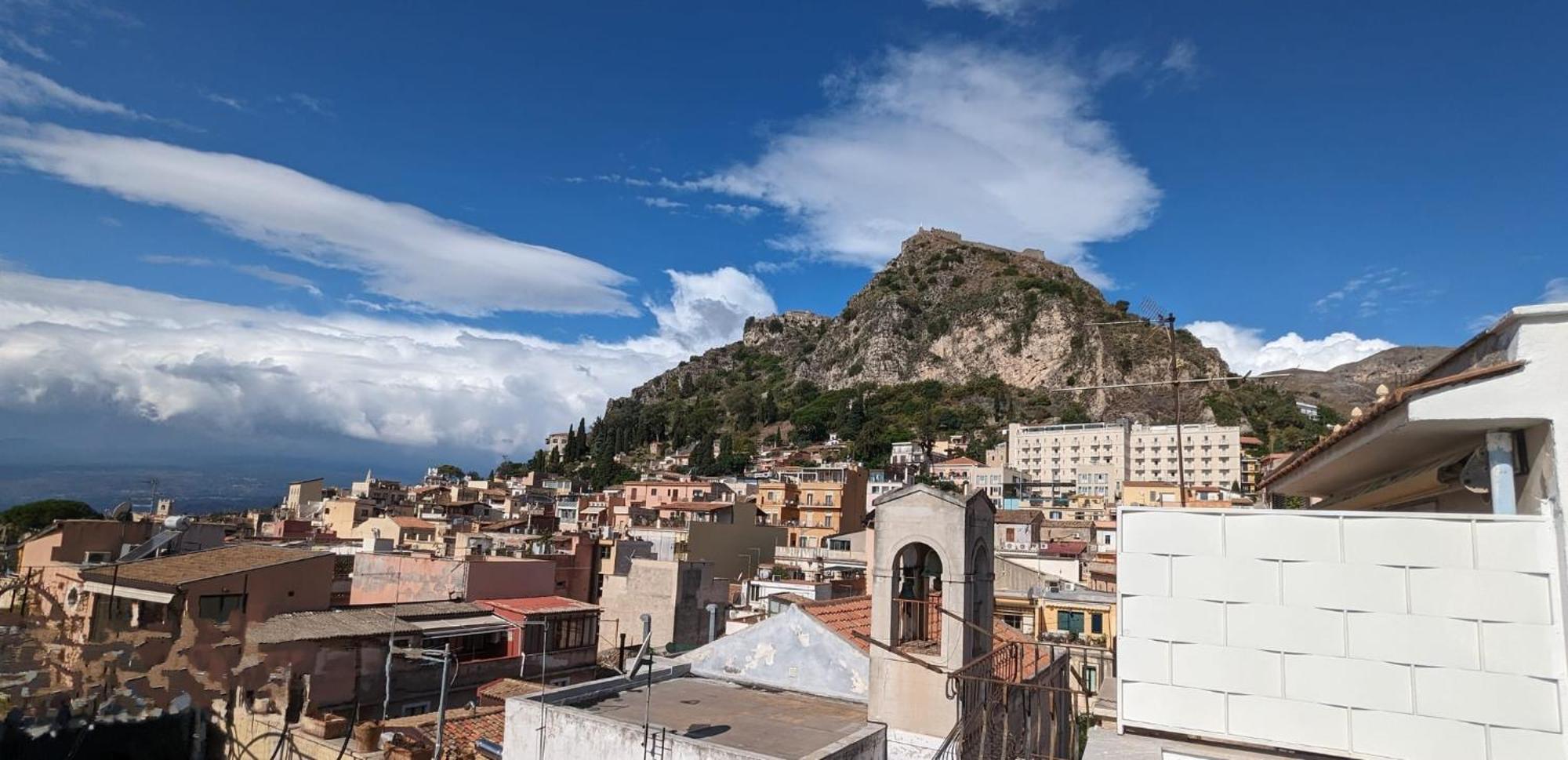 Opuntia Charming Rooms Taormina Esterno foto