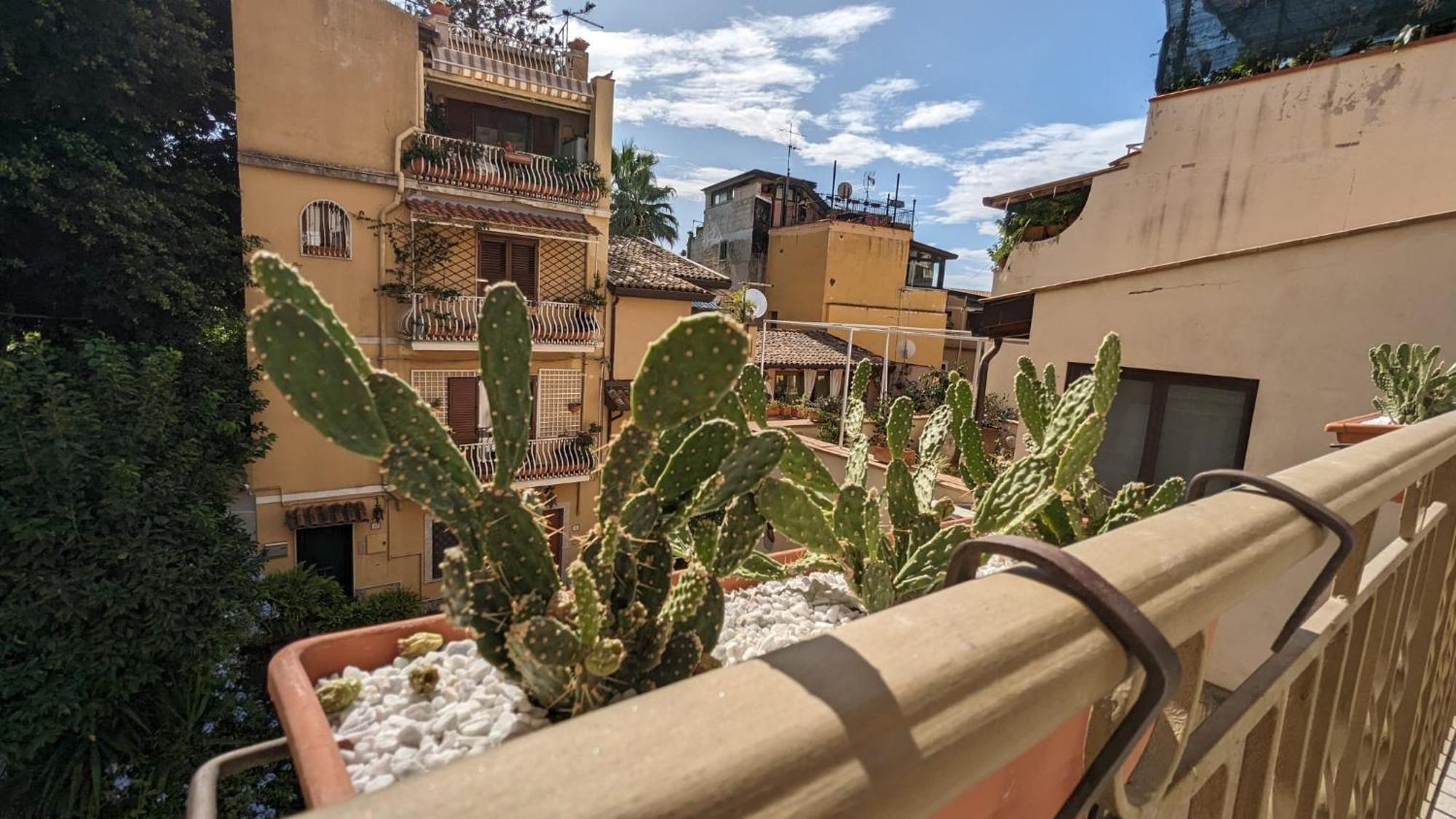 Opuntia Charming Rooms Taormina Esterno foto
